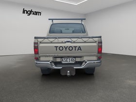 2002 Toyota Hilux | 3.0TD 4WD SR5 D/C 5M | 30724 | 2
