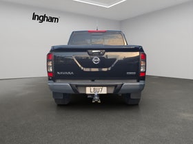 2017 Nissan Navara | RX 2.3D/7AT/UT/4DR/5 | 31354 | 4