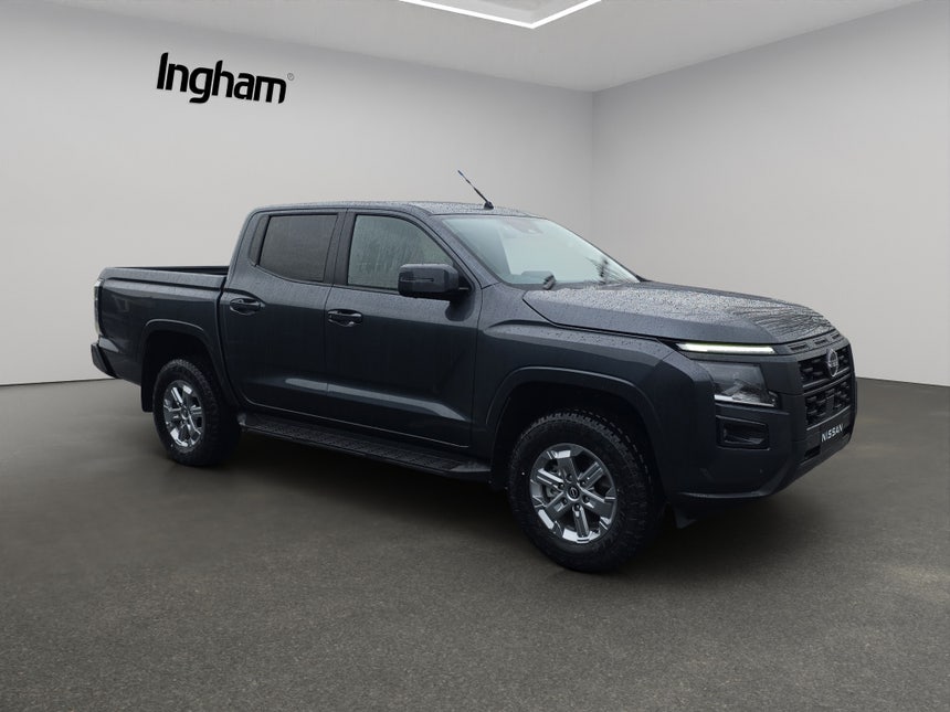 2026 Nissan Navara | ST 2.4D/4WD/6AT | 32420 | 1