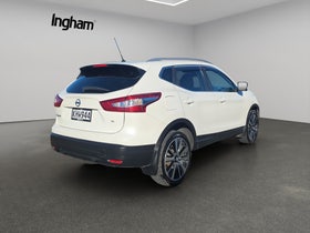 2017 Nissan Qashqai | TI 2.0P/CVT | 32839 | 4