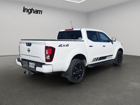 2021 Nissan Navara | ST-X 2.3D/4WD/7AT | 32842 | 5