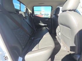 2021 Nissan Navara | ST-X 2.3D/4WD/7AT | 32842 | 7