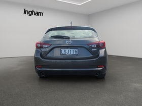 2018 Mazda MAZDA3 | GLX 2.0P/6AT | 33067 | 2