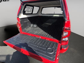 2021 Nissan Navara | ST 2.3D/4WD/7AT | 33368 | 7