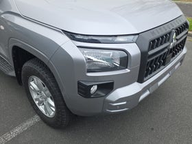 2026 Mitsubishi Triton | DC C GLX 4WD 6AT 2.4 | 33642 | 7