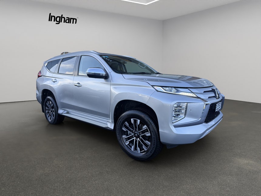 2023 Mitsubishi Pajero Sport | VRX 2.4D 4WD 8AT | 27310 | 1
