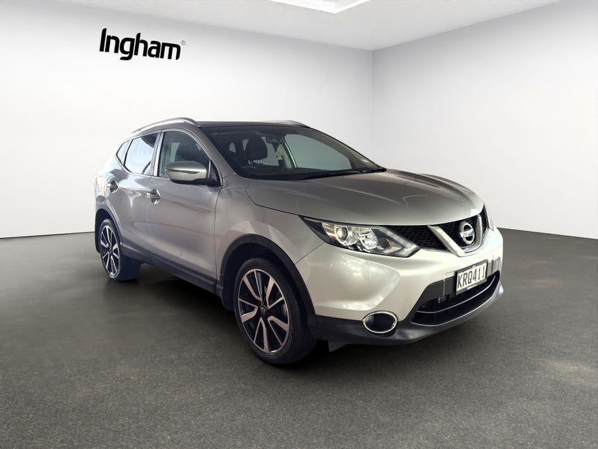 2017 Nissan Qashqai | ST, 2L Petrol, CVT, FWD, SUV. | 27882 | 1