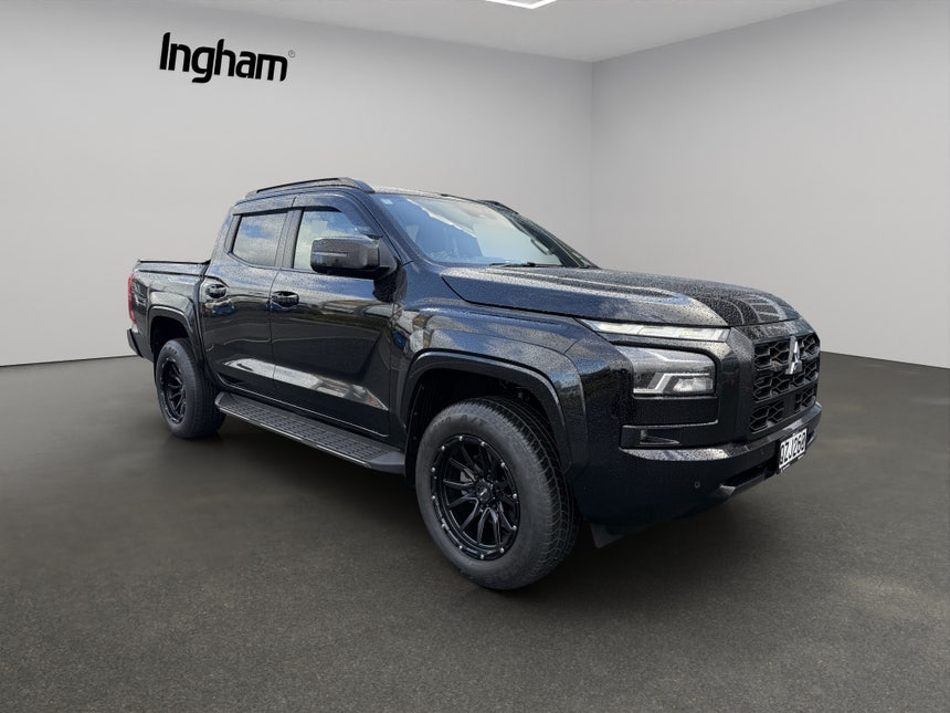 2025 Mitsubishi Triton | VRX 4WD 6AT 2.4DT | 28376 | 1