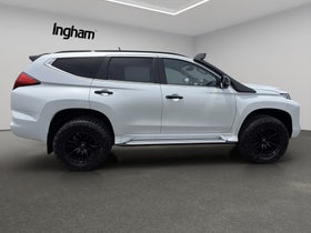 2025 Mitsubishi Pajero Sport | VRX BLACK EDITION 2.4D | 29498 | 5