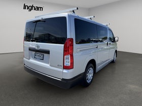 2020 Toyota Hiace | ZR 2.8DT/6AT | 29513 | 7