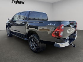 2023 Toyota Hilux | SR5 4WD MANUAL | 29531 | 6