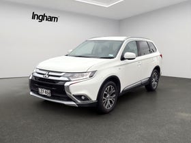 2018 Mitsubishi Outlander | LS, 2.4L Petrol, 4WD, CVT, 7 Seat, SUV. | 29953 | 3