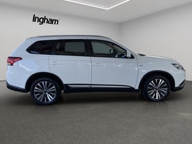 2022 Mitsubishi Outlander | LS 2.4P/CVT | 29995 | 5