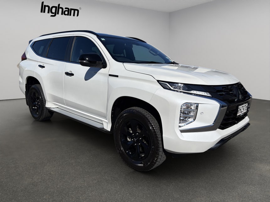 2025 Mitsubishi Pajero Sport | VRX BLACK EDITION 4WD | 30553 | 1