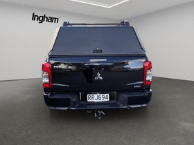 2022 Mitsubishi Triton | VRXB 6AT 2WD 2.4D | 30910 | 7