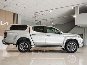 2022 Mitsubishi Triton | DC GLXR 6AT 2.4D/4WD | 33656 | 2