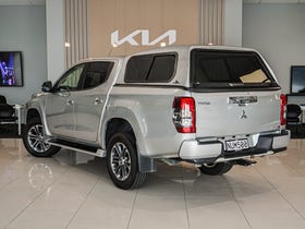 2022 Mitsubishi Triton | DC GLXR 6AT 2.4D/4WD | 33656 | 6