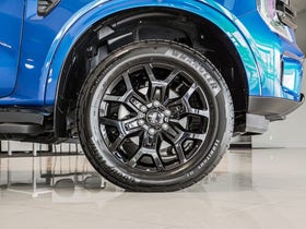 2026 Ford Everest | SPORT 2.0D/4WD/10AT | 33720 | 7