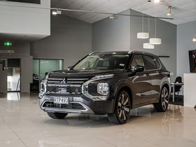 2026 Mitsubishi Outlander | VRX 2.5P/CVT | 33635 | 5