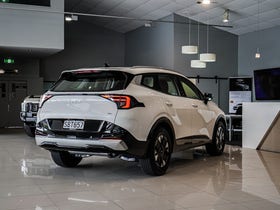 2026 Kia Sportage | LIGHT HEV AWD 1.6PHT | 33712 | 3