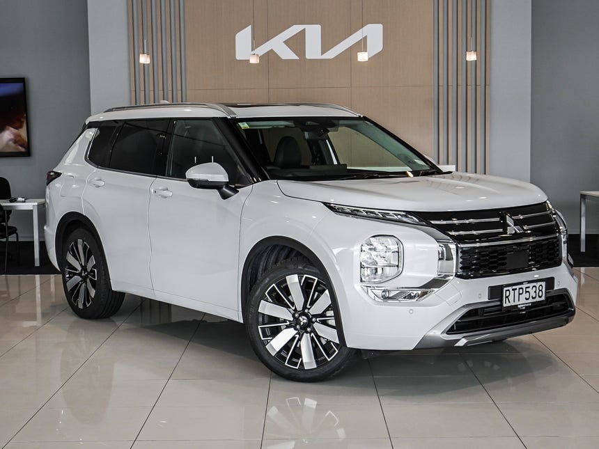 2026 Mitsubishi Outlander | VRX 2.5P/4WD/CVT | 33772 | 1