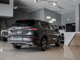 2026 Mitsubishi Outlander | XLS 2.5P/CVT | 33776 | 3