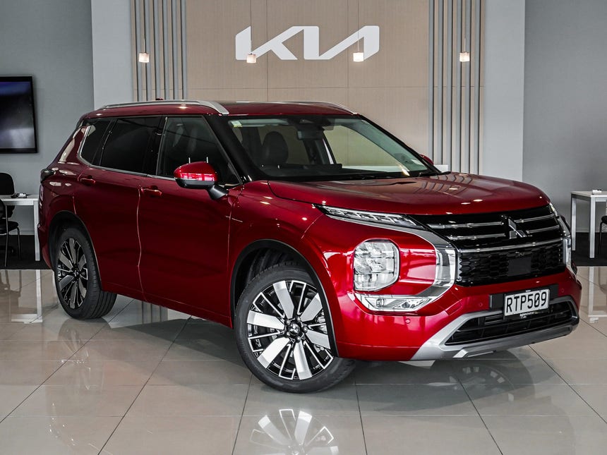 2026 Mitsubishi Outlander | VRX 2.5P/CVT | 33828 | 1