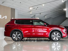 2026 Mitsubishi Outlander | VRX 2.5P/CVT | 33828 | 2