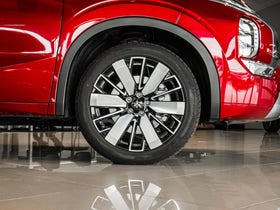 2026 Mitsubishi Outlander | VRX 2.5P/CVT | 33828 | 7