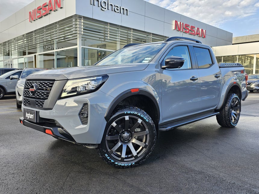 2025 Nissan Navara | PRO-4X STEALTH X | 27612 | 1