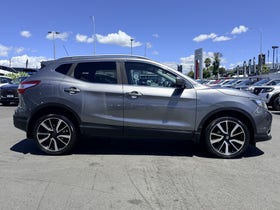 2017 Nissan Qashqai | ST-L 2.0P | 29000 | 5