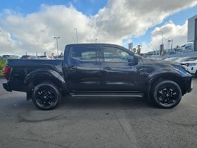 2025 Nissan Navara | ST-X BLACK EDITION | 29185 | 6