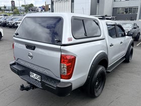 2021 Nissan Navara | SL 2.3 DIESEL TURBO 6MT | 29939 | 6