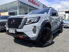 2025 Nissan Navara | PRO-4X STEALTH 4WD AUTOMATIC | 30198 | 2