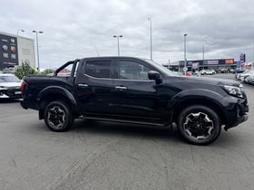 2021 Nissan Navara | ST-X AUTOMATIC  | 30736 | 5