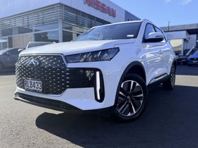 2025 Chery Tiggo 4 | ULTIMATE HEV 1.5 | 30833 | 2