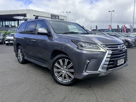 2015 Lexus LX570 | 5.7P/4WD/8AT/SW/5DR | 30954 | 4