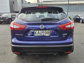 2016 Nissan Qashqai | ST 2.0P | 31102 | 7