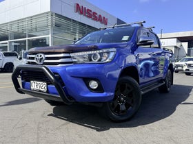 2017 Toyota Hilux | SR5 TD DC 2.8 AUTOMATIC | 31153 | 2