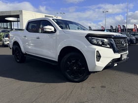 2025 Nissan Navara | ST-X 2.3 DIESEL 4WD AUTOMATIC  | 31210 | 4