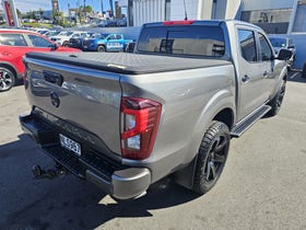 2021 Nissan Navara | ST 2.3D | 31281 | 7