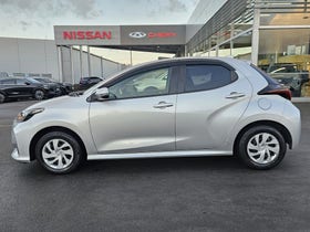 2020 Toyota Yaris | HYBRID | 32014 | 2