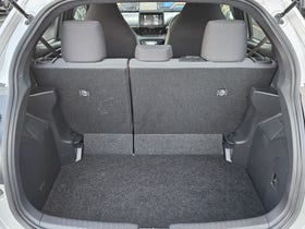 2020 Toyota Yaris | HYBRID | 32014 | 7