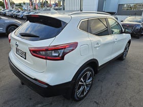 2021 Nissan Qashqai | ST-L 2.0P | 32009 | 7