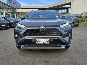 2024 Toyota RAV4 | XSE 2.5PH/4WD/HD | 32268 | 3