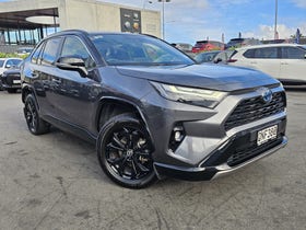 2024 Toyota RAV4 | XSE 2.5PH/4WD/HD | 32268 | 4