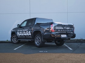 2026 Nissan Navara | ST-X 2.4D/4WD/6AT | 32749 | 5