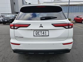 2023 Mitsubishi Outlander | LS 2.5P/4WD | 32799 | 7