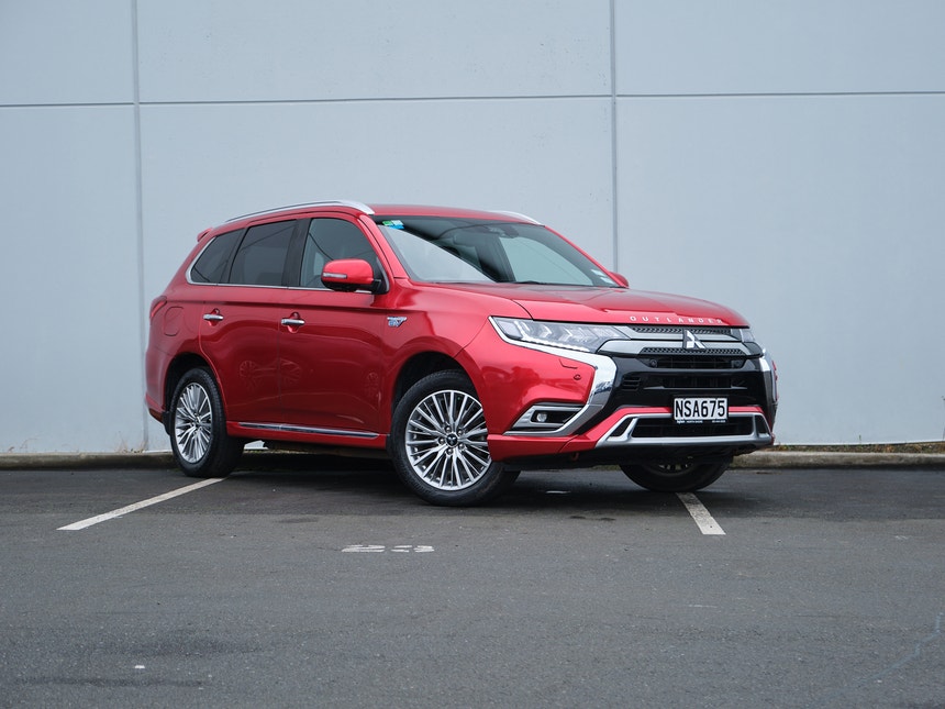 2021 Mitsubishi Outlander | VRX PHEV/4WD | 32807 | 1