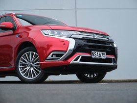 2021 Mitsubishi Outlander | VRX PHEV/4WD | 32807 | 2